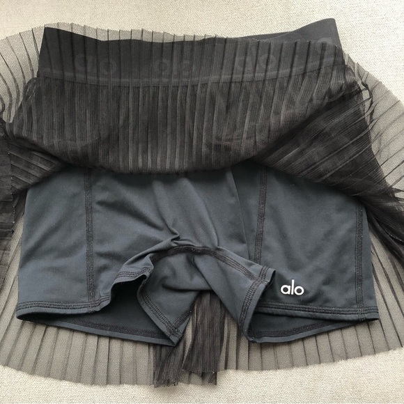 Alo Yoga Mesh Flirty Tennis Skirt Black S - Picture 6 of 12